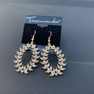 New Tamaranda Fashion Earrings Color White and Yellow